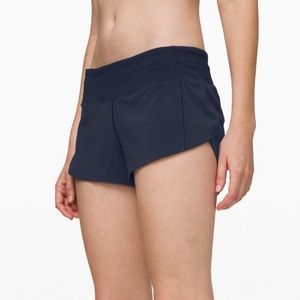 Lulu lemon speed up low rise lined shorts 2.5